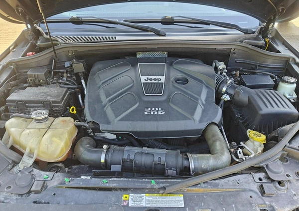 Jeep Grand Cherokee cena 33900 przebieg: 329657, rok produkcji 2012 z Karczew małe 277